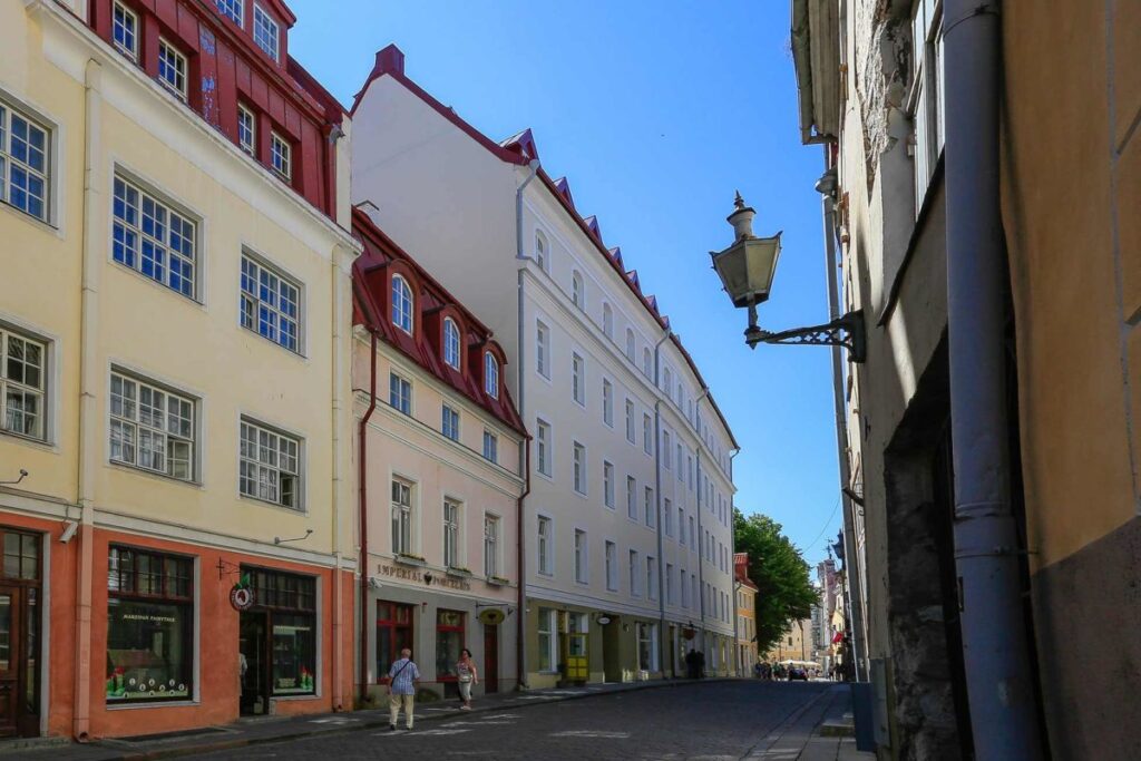 Kipsi Helsinki, Yksityisasunto/ Tallinna